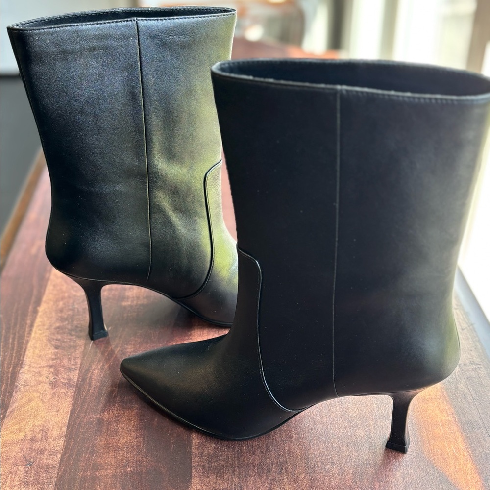 Lisa Vicky - Arthaul Pointed Toe Bootie - Picture 9 of 14